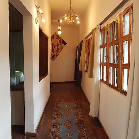 Bushman Cafe Hotel Abidjan Eksteriør bilde