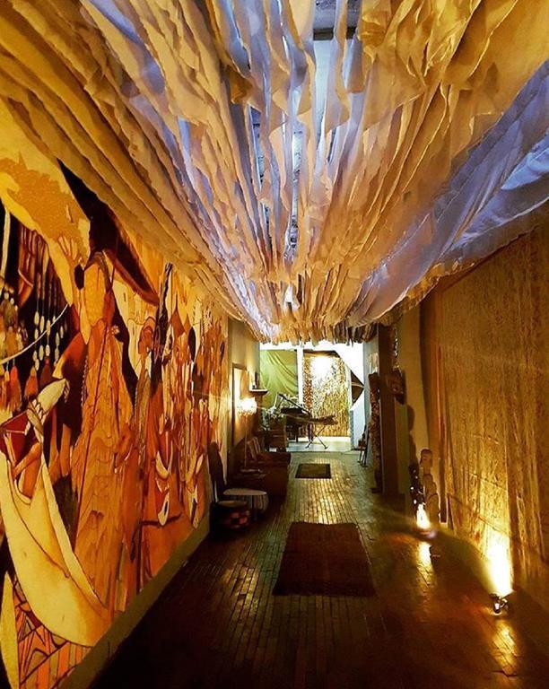Bushman Cafe Hotel Abidjan Eksteriør bilde