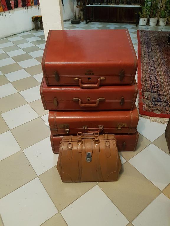 Bushman Cafe Hotel Abidjan Eksteriør bilde