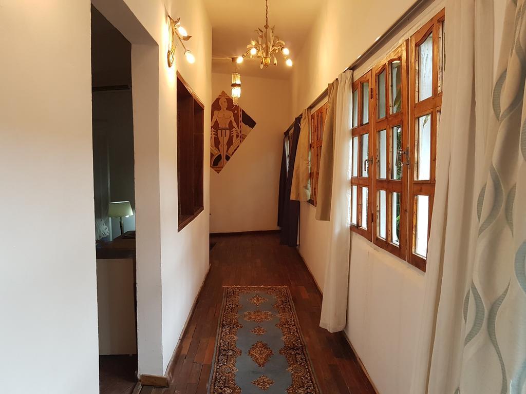 Bushman Cafe Hotel Abidjan Eksteriør bilde